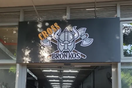 Cross Bronkos